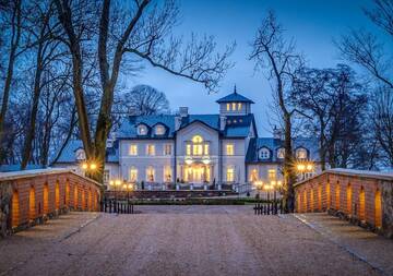 Фотографии Курортные отели Talaria Resort&Spa г. Trojanów (Польша) №1 Фото Курортные отели Talaria Resort&Spa г. Trojanów 1