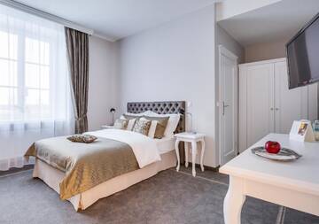 Фото номера Улучшенный одноместный номер Курортные отели Talaria Resort&amp;Spa г. Trojanów 2
